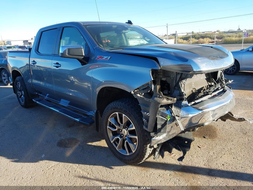 2019 CHEVROLET SILVERADO 1500 LT - 1GCUYDED2KZ245622