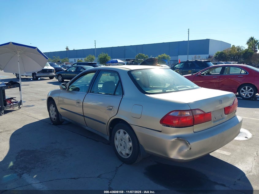JHMCG6651YC002492 2000 HONDA ACCORD photo no. 3