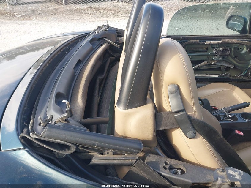 2001 BMW Z3 2.5I VIN: WBACN33451LM04231 Lot: 43606165