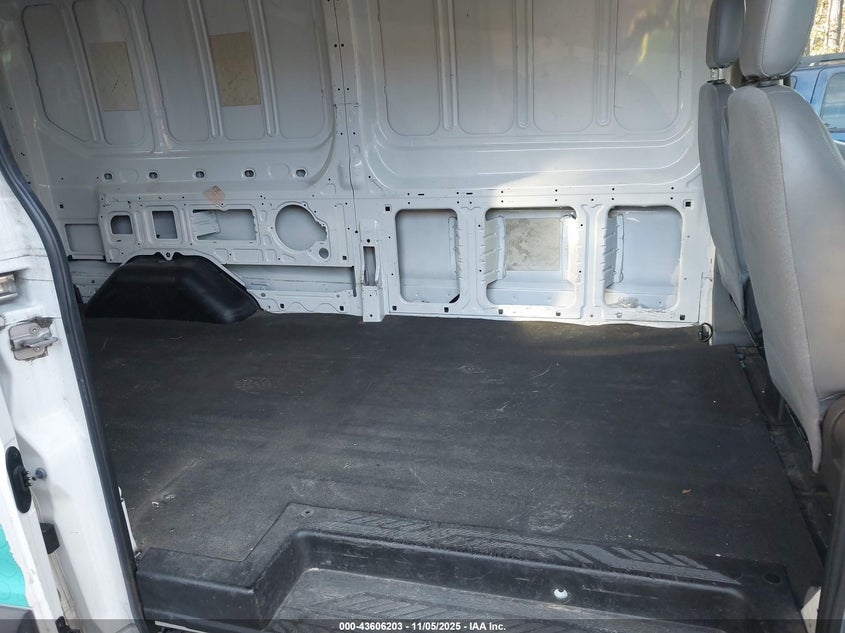2015 Ford Transit-250 VIN: 1FTNR2CM7FKA22645 Lot: 43606203