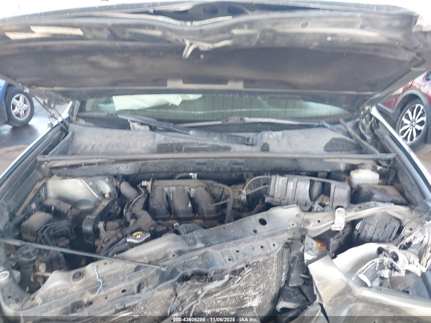 JTEES41A282079584 2008 TOYOTA HIGHLANDER photo no. 10