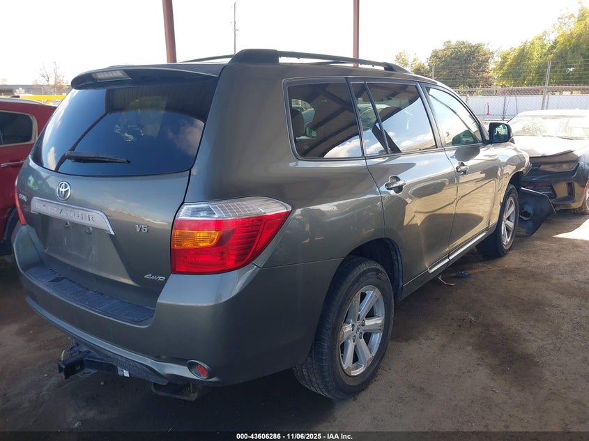 JTEES41A282079584 2008 TOYOTA HIGHLANDER photo no. 4