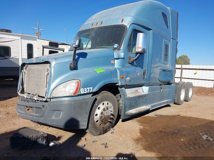 3AKJGLD51GSGU0377 2016   photo no. 2