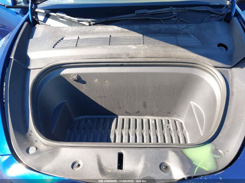 2023 Tesla Model Y Awd/Long Range Dual Motor All-Wheel Drive VIN: 7SAYGDEEXPF822927 Lot: 43606409