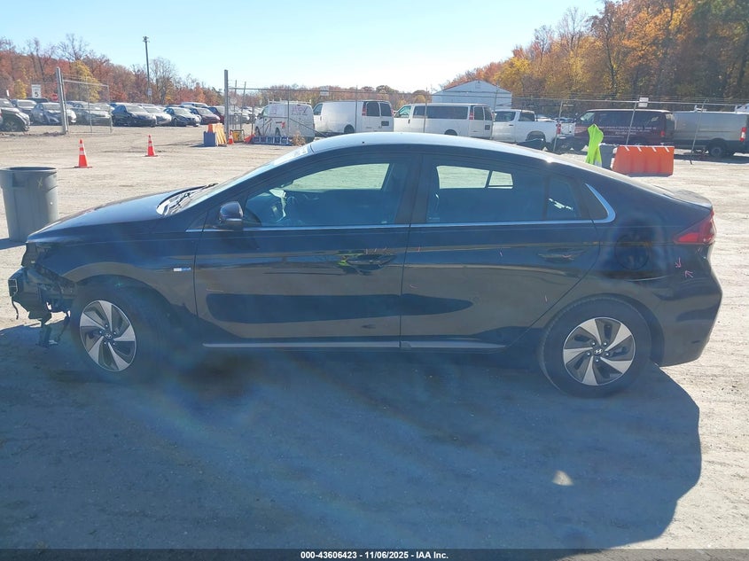 2018 HYUNDAI IONIQ HYBRID SEL - KMHC75LC6JU090501
