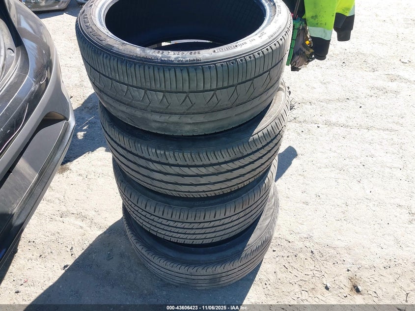 2018 HYUNDAI IONIQ HYBRID SEL - KMHC75LC6JU090501