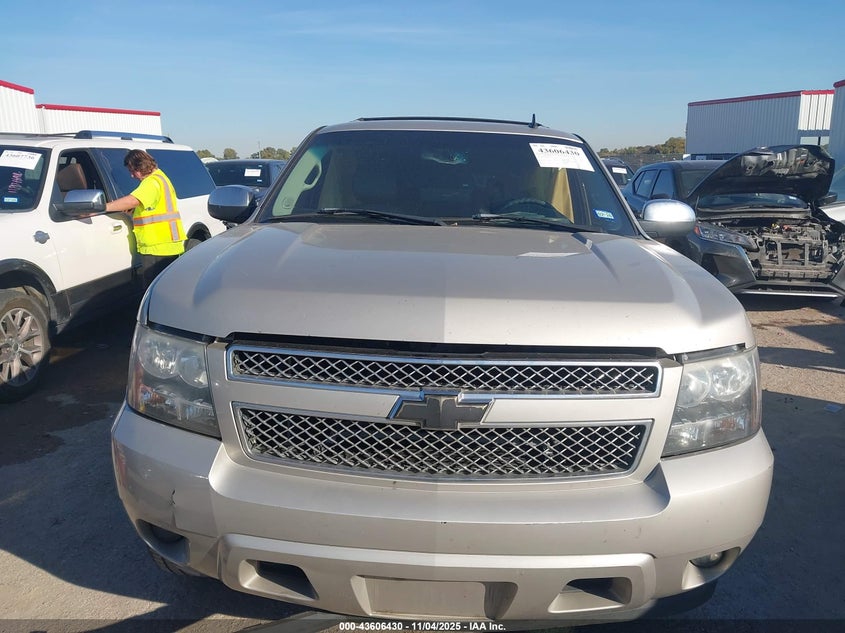 2007 Chevrolet Suburban 1500 Ltz VIN: 3GNFC16037G206537 Lot: 43606430