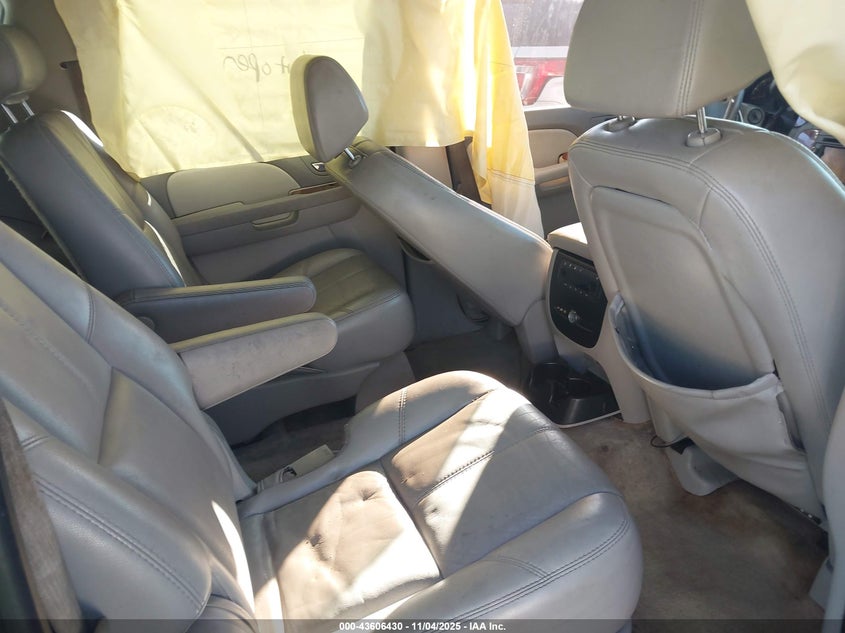 2007 Chevrolet Suburban 1500 Ltz VIN: 3GNFC16037G206537 Lot: 43606430