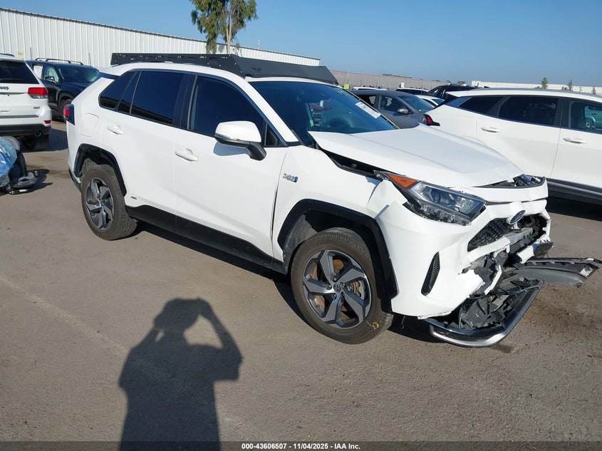 TOYOTA RAV4 SE