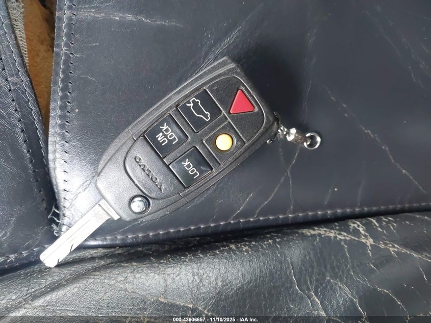 2005 Volvo Xc90 V8 VIN: YV1CZ852051197369 Lot: 43606657