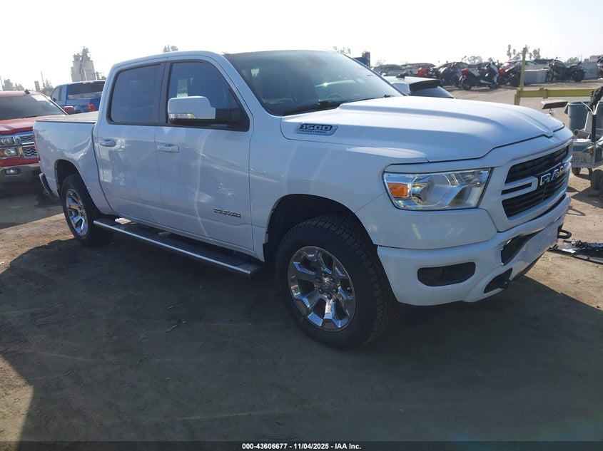 RAM 1500 BIG HORN 4X4 5 7 BOX