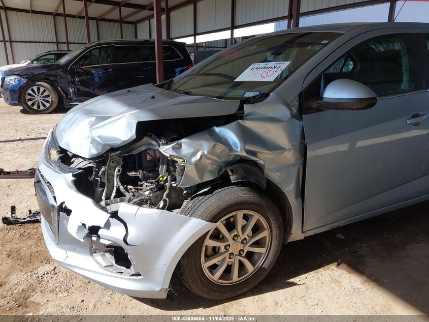 2018 CHEVROLET SONIC LT AUTO 1G1JD5SH8J4117823