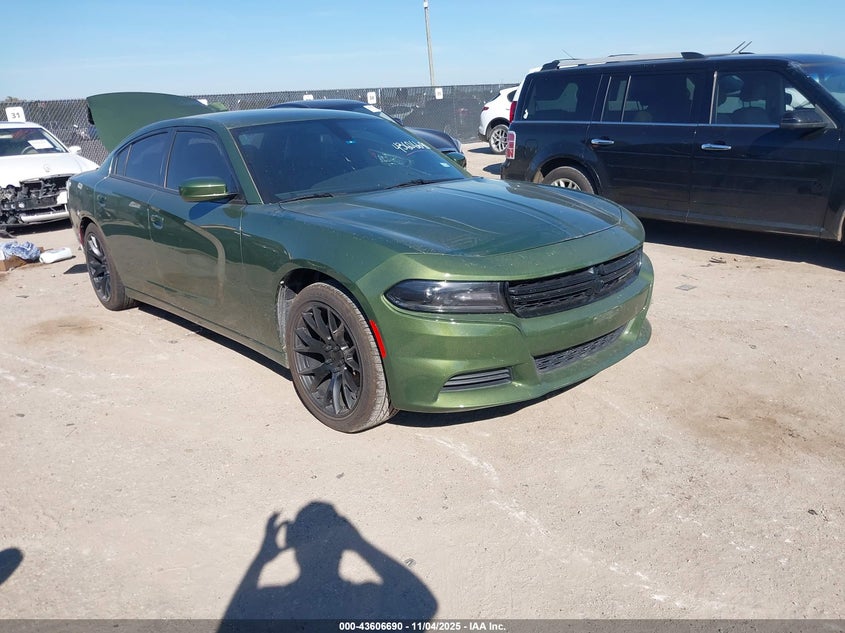 DODGE CHARGER SXT RWD