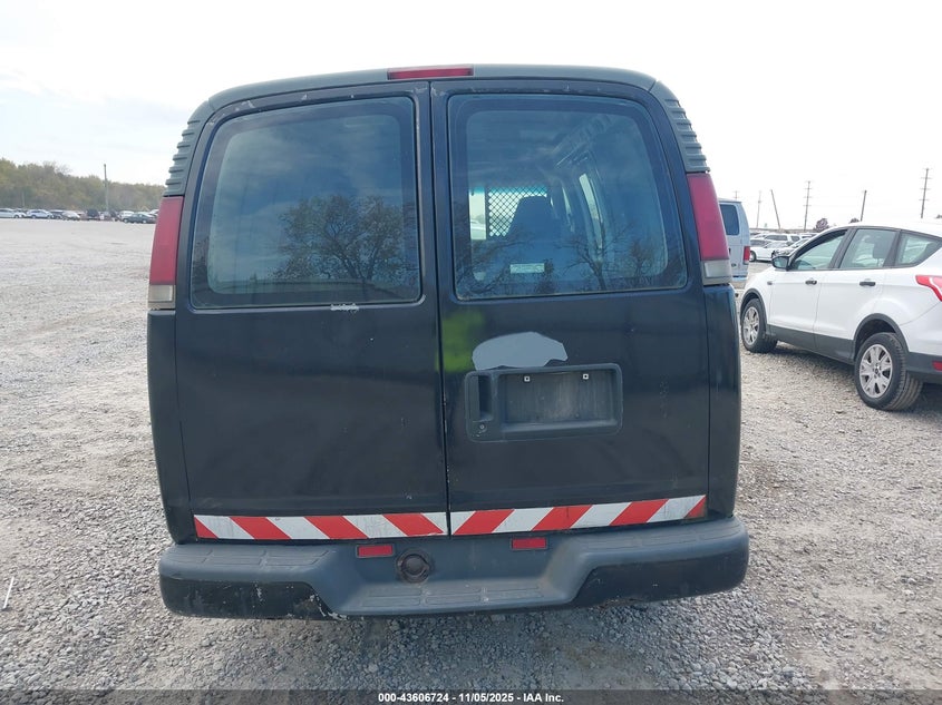 2000 Chevrolet Express VIN: 1GCFG15W3Y1249746 Lot: 43606724