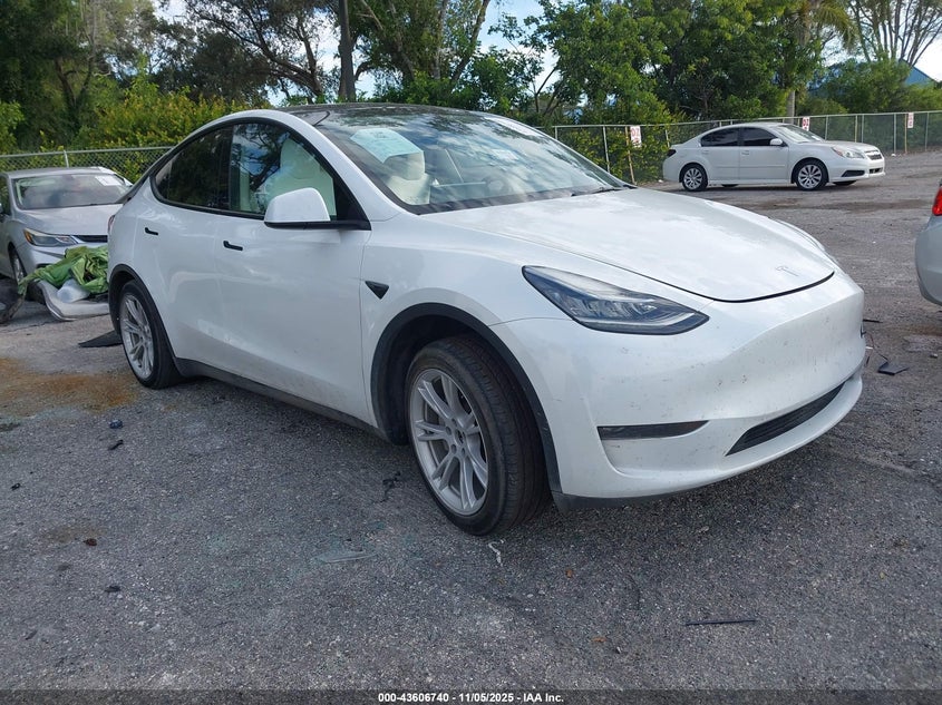 TESLA MODEL Y AWD/LONG RANGE DUAL MOTOR ALL-WHEEL DRIVE