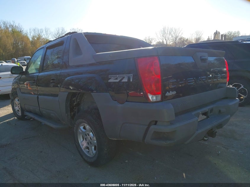 2002 CHEVROLET AVALANCHE 1500 auction photo 3