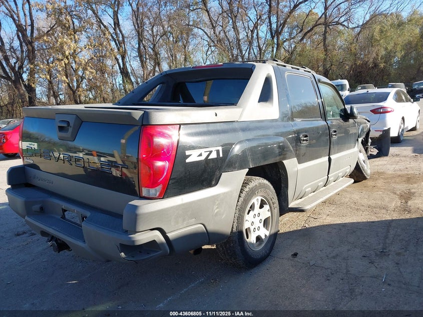2002 CHEVROLET AVALANCHE 1500 auction photo 4