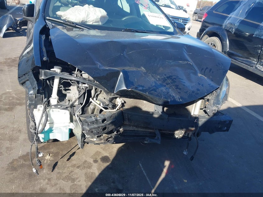 2017 TOYOTA COROLLA LE - 2T1BURHE4HC888688