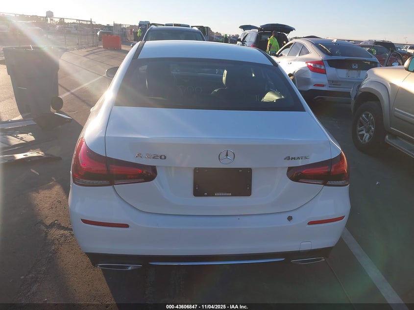 2019 MERCEDES-BENZ A 220 4MATIC WDD3G4FB0KW018108