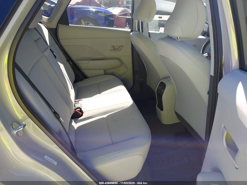 2025 HYUNDAI KONA SEL KM8HB3AB8SU334685
