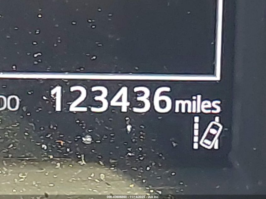 2017 Toyota Rav4 Xle VIN: JTMWFREV7HJ119817 Lot: 43606860