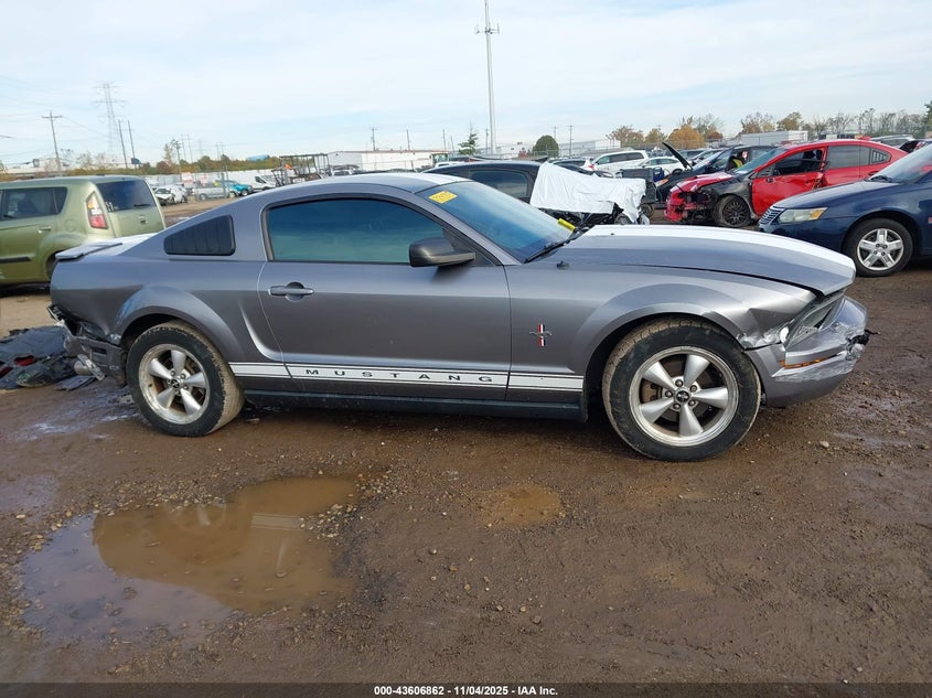 2007 Ford Mustang V6 Deluxe/V6 Premium VIN: 1ZVFT80N575224709 Lot: 43606862
