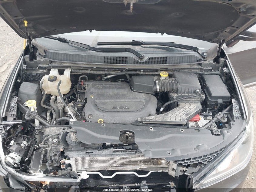 2019 Chrysler Pacifica Touring L VIN: 2C4RC1BG5KR613450 Lot: 43606983