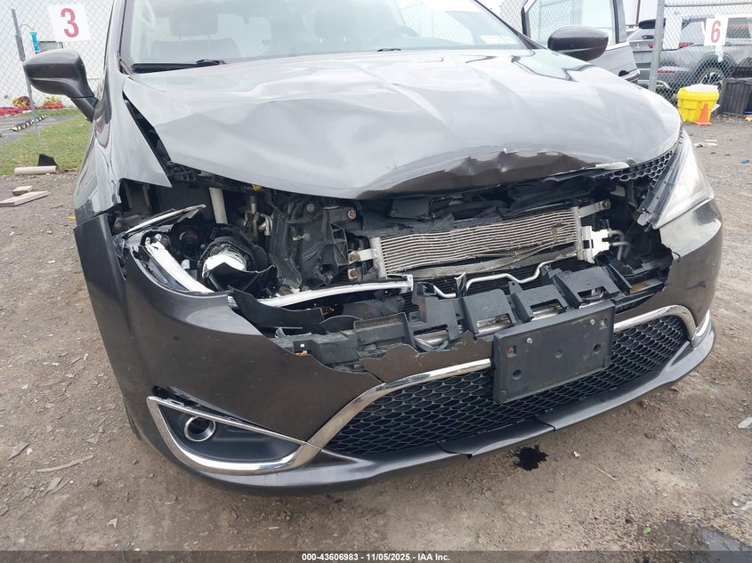 2019 Chrysler Pacifica Touring L VIN: 2C4RC1BG5KR613450 Lot: 43606983