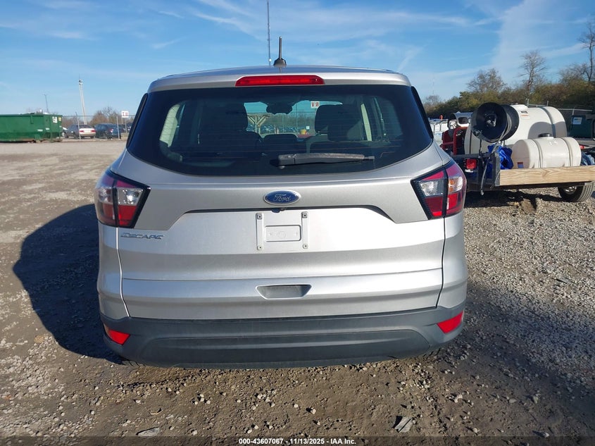 2018 Ford Escape S VIN: 1FMCU0F78JUB39319 Lot: 43607067