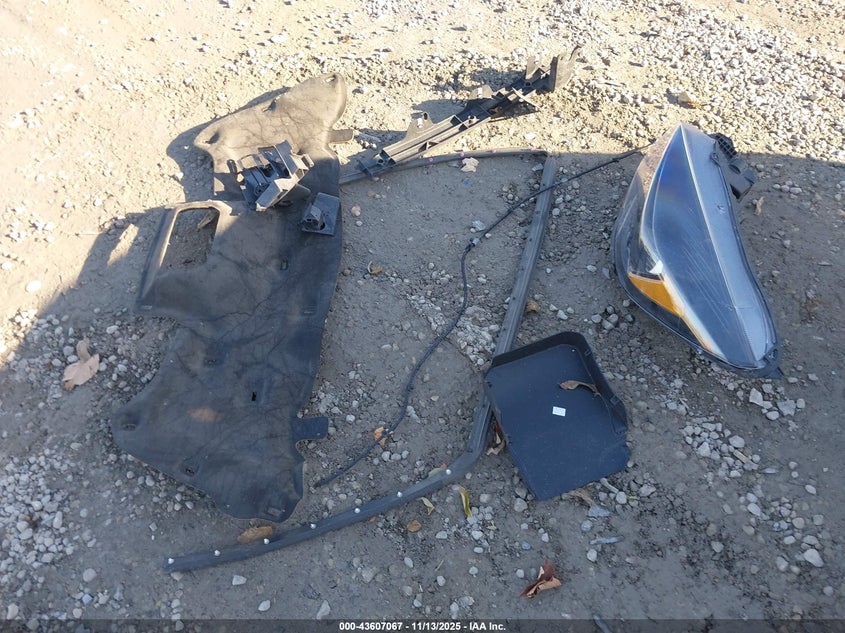 2018 Ford Escape S VIN: 1FMCU0F78JUB39319 Lot: 43607067