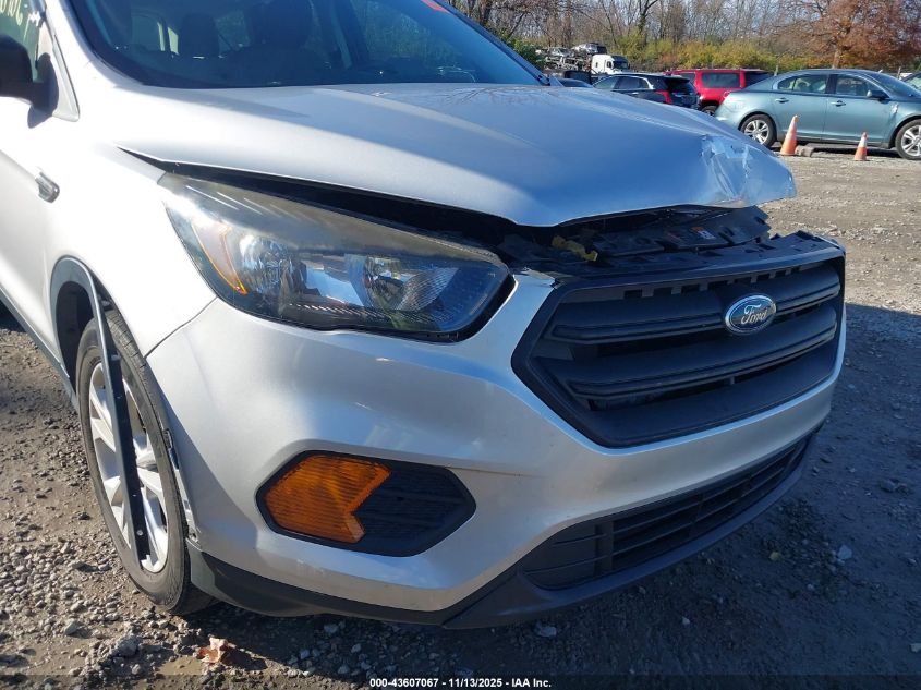 2018 Ford Escape S VIN: 1FMCU0F78JUB39319 Lot: 43607067
