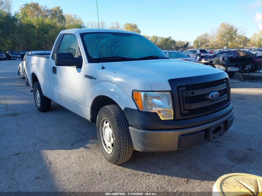 FORD F-150 XL
