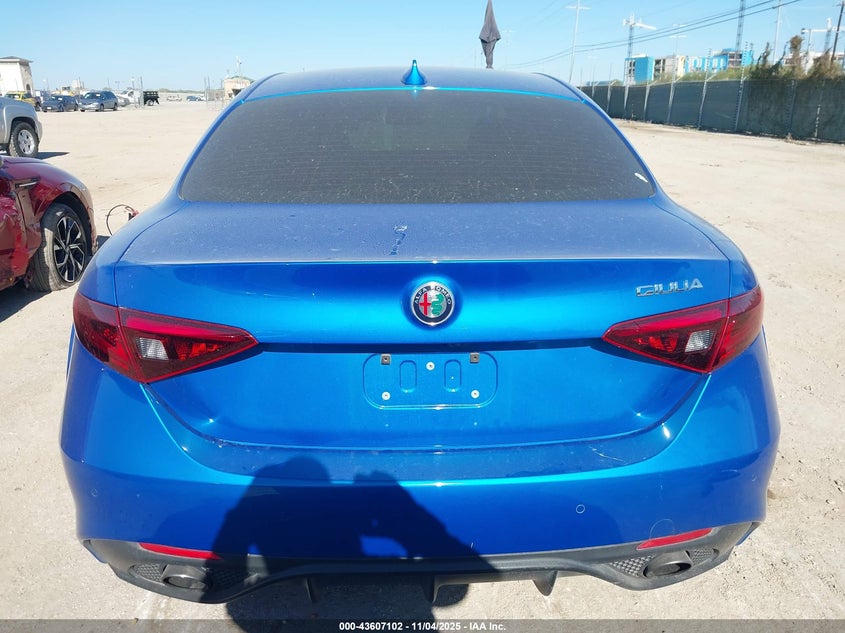 2018 ALFA ROMEO GIULIA RWD ZARFAEBN0J7566218