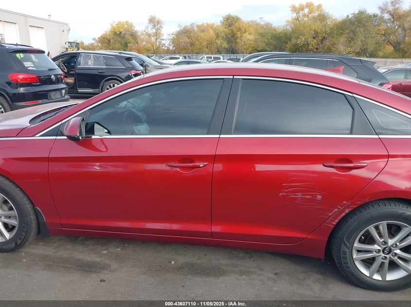 2015 HYUNDAI SONATA SE - 5NPE24AF0FH153158