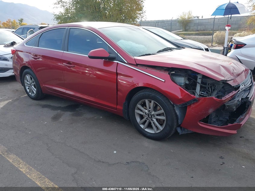 2015 HYUNDAI SONATA SE - 5NPE24AF0FH153158