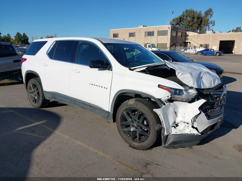 CHEVROLET TRAVERSE LS