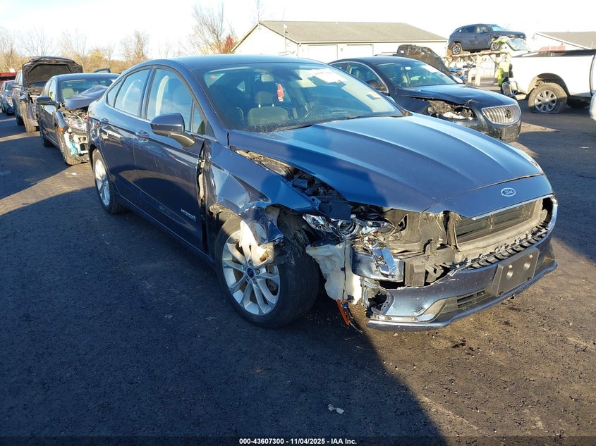 2019 FORD FUSION HYBRID SE - 3FA6P0LU5KR147279