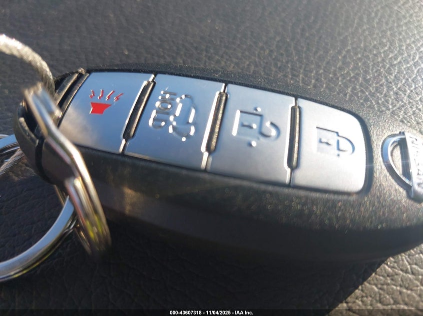 2016 NISSAN ROGUE SL - KNMAT2MT7GP692464