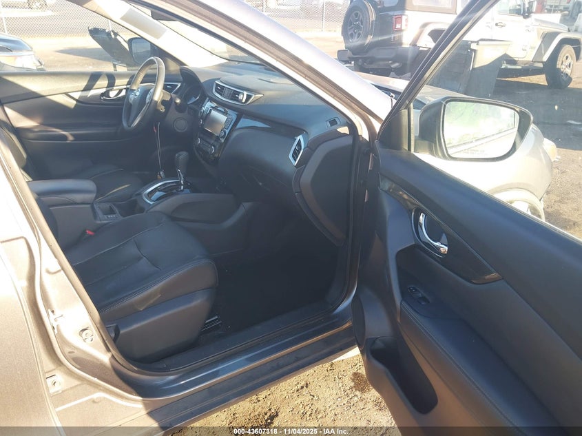 2016 NISSAN ROGUE SL - KNMAT2MT7GP692464