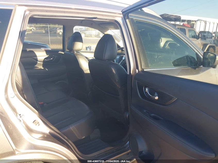 2016 NISSAN ROGUE SL - KNMAT2MT7GP692464