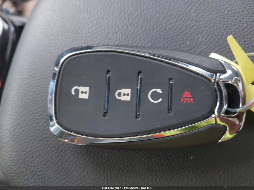 2025 CHEVROLET TRAX FWD ACTIV KL77LKEP7SC134493