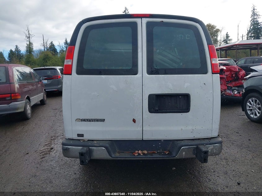 2020 Chevrolet Express Cargo Rwd 2500 Regular Wheelbase Wt VIN: 1GCWGAFG5L1176637 Lot: 43607348