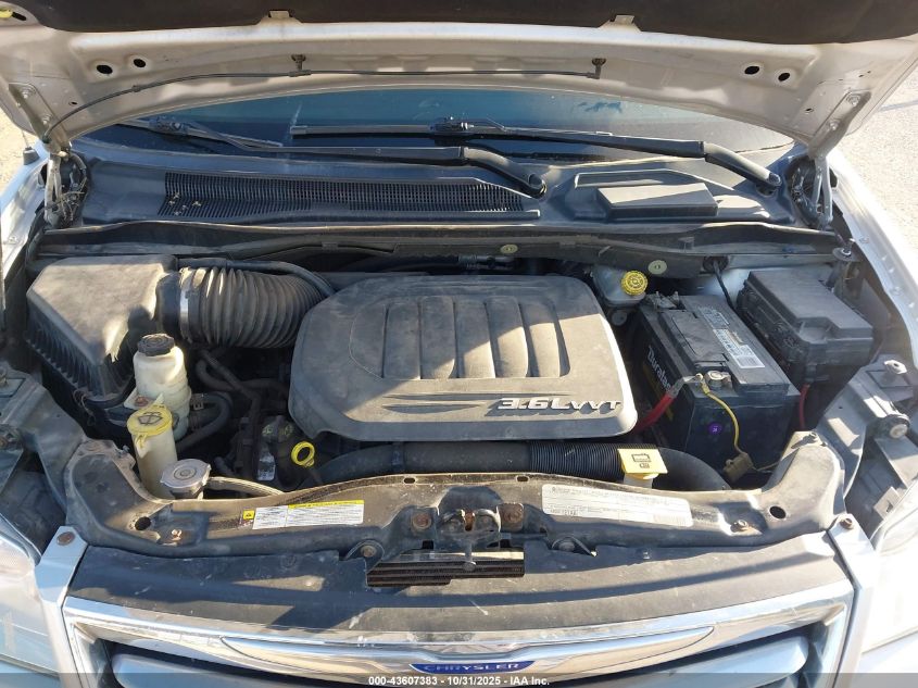 2011 Chrysler Town & Country Touring-L VIN: 2A4RR8DG2BR784445 Lot: 43607383