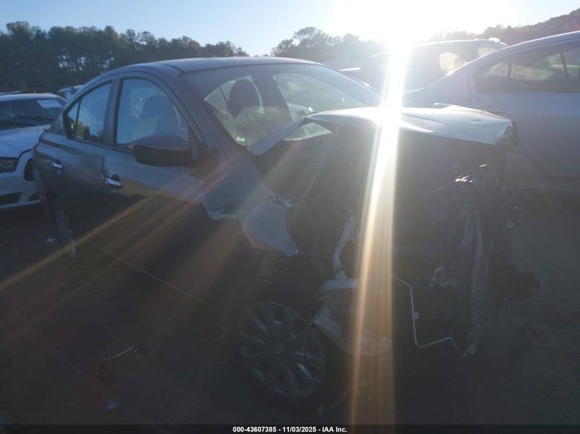 2016 NISSAN VERSA 1.6 S/1.6 S+/1.6 SL/1.6 SV - 3N1CN7AP6GL840576