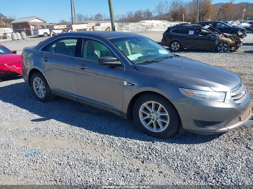 FORD TAURUS SE