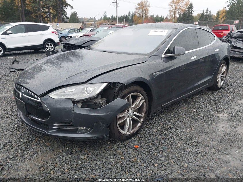 5YJSA1S1XEFP61063 2014 TESLA MODEL S photo no. 2