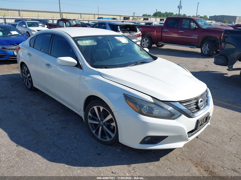 NISSAN ALTIMA 2.5 SR