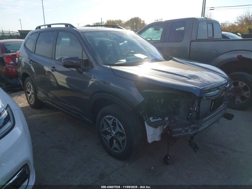 SUBARU FORESTER PREMIUM