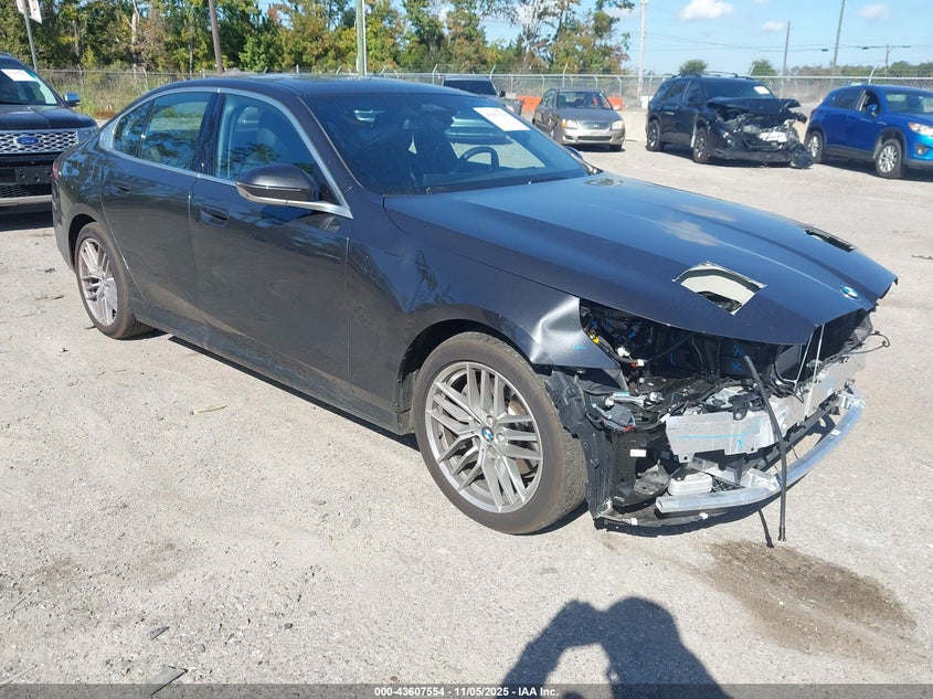 2025 BMW 530I xDrive VIN: WBA53FJ0XSCT87802 Lot: 43607554