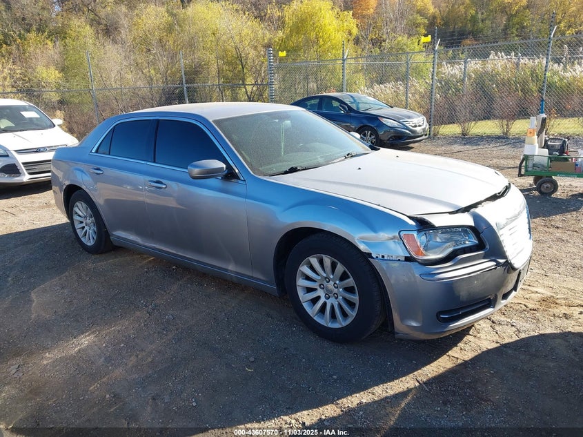 2014 CHRYSLER 300 - 2C3CCAAG5EH340189